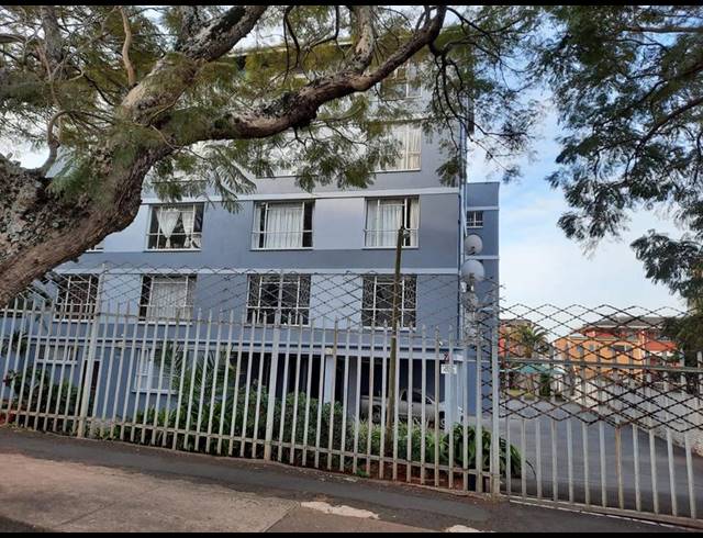 1 BEDROOM APARTMENT FOR SALE IN GLENWOOD